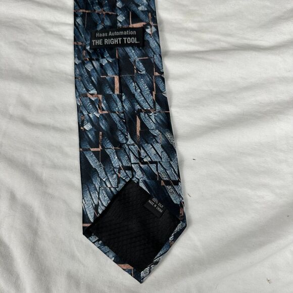 Haas Automation Blue 100% Silk Neck Tie Formula One 1 Haas F1 Team Racing - Picture 10 of 13